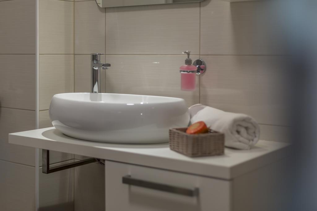 Apartments Biserka 볼 외부 사진