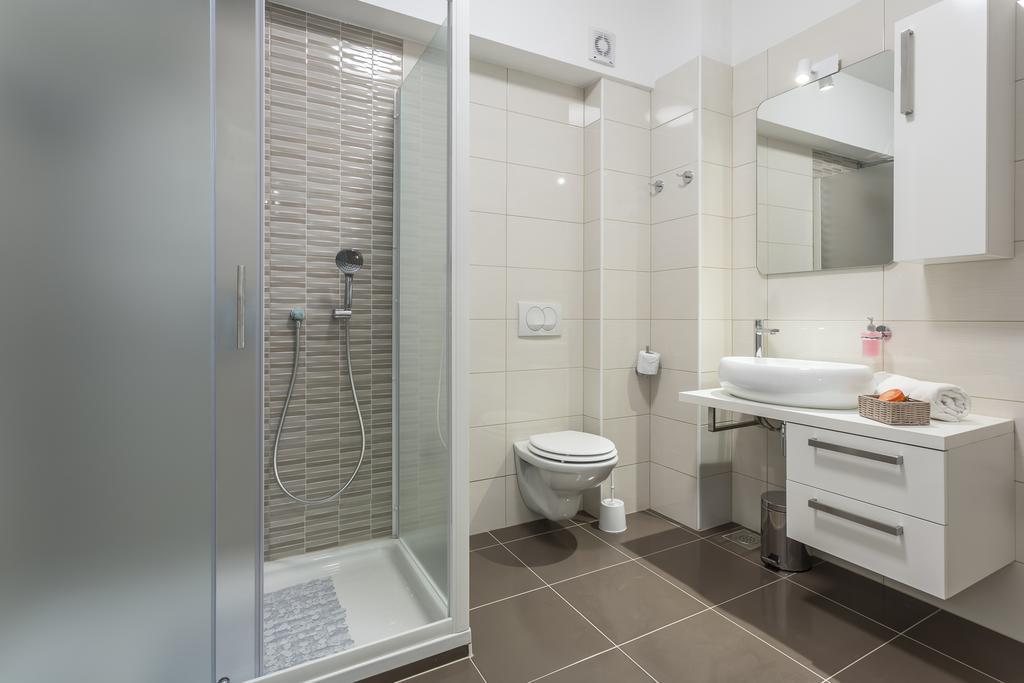 Apartments Biserka 볼 외부 사진